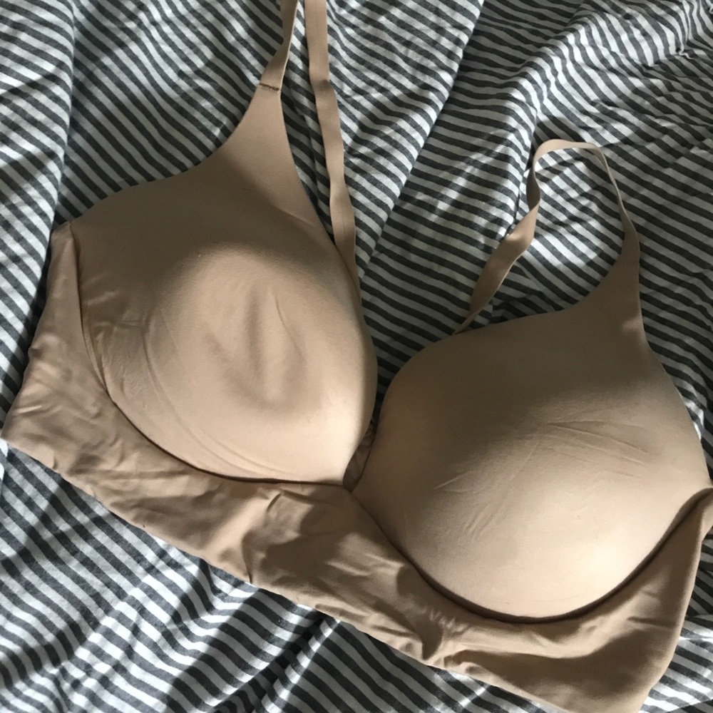 Victoria’s Secret T-shirt bra